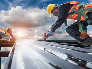 Metal Roofing Contractors1